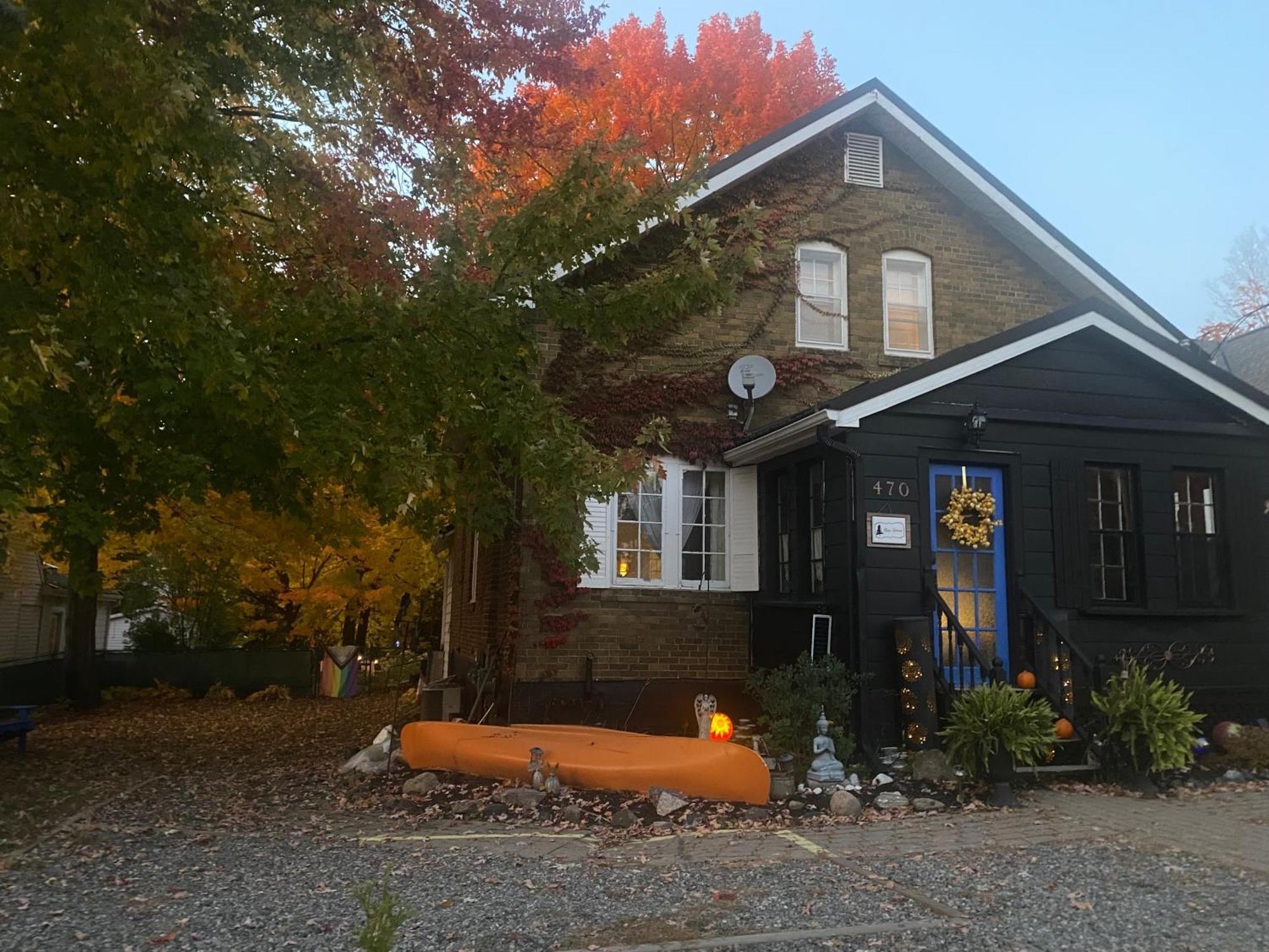 Blue Spruce Bed And Breakfast Muskoka Gravenhurst Zewnętrze zdjęcie